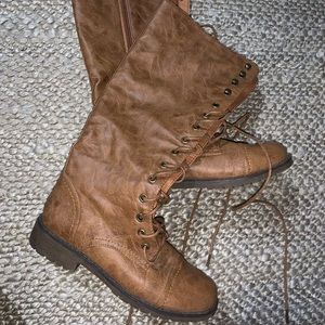 Women’s combat boots